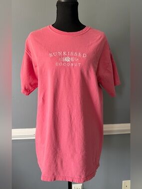 Sunkissed Coconut Coral Tee